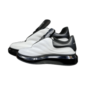 Alexander McQueen Negro y Blanco